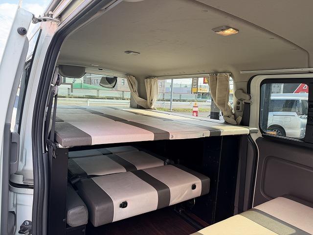 ＮＶ３５０キャラバンバン 　バンテック新潟製ＶＲ４７０／４ナンバーキャンピング／２段ベッドマット／ロングスライドシート／シンクシャワー／後席ｔＶモニター／ナビ／フルセグ（20枚目）