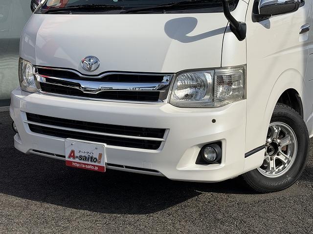 ハイエースワゴン 　トイファクトリー製ＺＡＲＡ／４ＷＤ／エアロソーラー／アウターウインドウ／コーナーセンサー／サブバッテリー／走行充電／８インチナビ／フリップダウンモニター（2枚目）