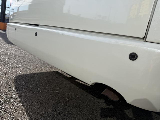 ハイエースワゴン 　トイファクトリー製ＺＡＲＡ／４ＷＤ／エアロソーラー／アウターウインドウ／コーナーセンサー／サブバッテリー／走行充電／８インチナビ／フリップダウンモニター（7枚目）
