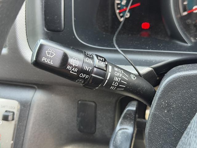 ハイエースワゴン 　トイファクトリー製ＺＡＲＡ／４ＷＤ／エアロソーラー／アウターウインドウ／コーナーセンサー／サブバッテリー／走行充電／８インチナビ／フリップダウンモニター（43枚目）