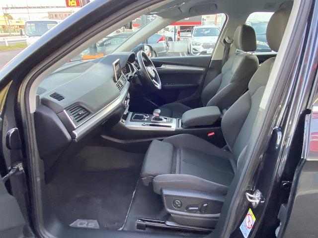 Ｑ５ ４０ＴＤＩクワトロ　スポーツ　ディーゼルターボ４ＷＤ／ＭＭＩナビ／３６０°カメラ／Ｂｌｕｅｔｏｏｔｈ／ＥＴＣ／バーチャルコクピット／パワーバックドア／シートヒーター／スマートキー（23枚目）