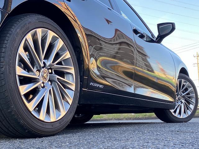 ＥＳ ＥＳ３００ｈ　サンルーフ／純正ナビＴＶ／Ｂカメラ／ビルトインＥＴＣ／ベンチレーション＆シートヒーター／スマートキー＆プッシュスタート／リア電動シェード／ステアリングヒーター（7枚目）