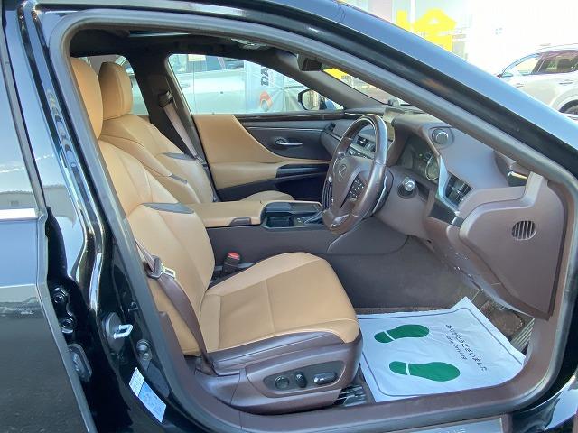 ＥＳ ＥＳ３００ｈ　サンルーフ／純正ナビＴＶ／Ｂカメラ／ビルトインＥＴＣ／ベンチレーション＆シートヒーター／スマートキー＆プッシュスタート／リア電動シェード／ステアリングヒーター（23枚目）