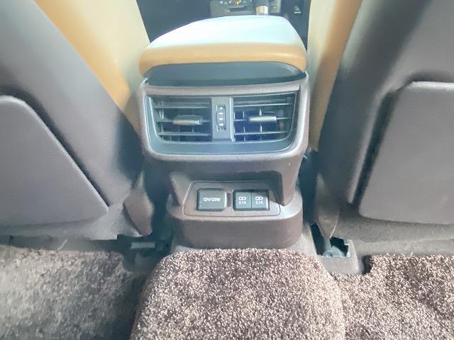 ＥＳ ＥＳ３００ｈ　サンルーフ／純正ナビＴＶ／Ｂカメラ／ビルトインＥＴＣ／ベンチレーション＆シートヒーター／スマートキー＆プッシュスタート／リア電動シェード／ステアリングヒーター（27枚目）