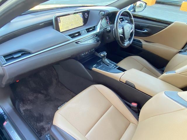 ＥＳ ＥＳ３００ｈ　サンルーフ／純正ナビＴＶ／Ｂカメラ／ビルトインＥＴＣ／ベンチレーション＆シートヒーター／スマートキー＆プッシュスタート／リア電動シェード／ステアリングヒーター（29枚目）