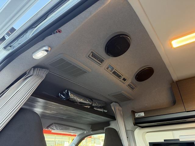 ハイエースバン 　トイファクトリー製バーデングランデ／カーサホームブラックエディション／ディーゼル／４ＷＤ／リチウム１５０Ａ／ダイキンエアコン／ソーラー／ＦＦヒーター／冷蔵庫／ＪＡＯＳアルミ／強化足回り／クルコン（19枚目）