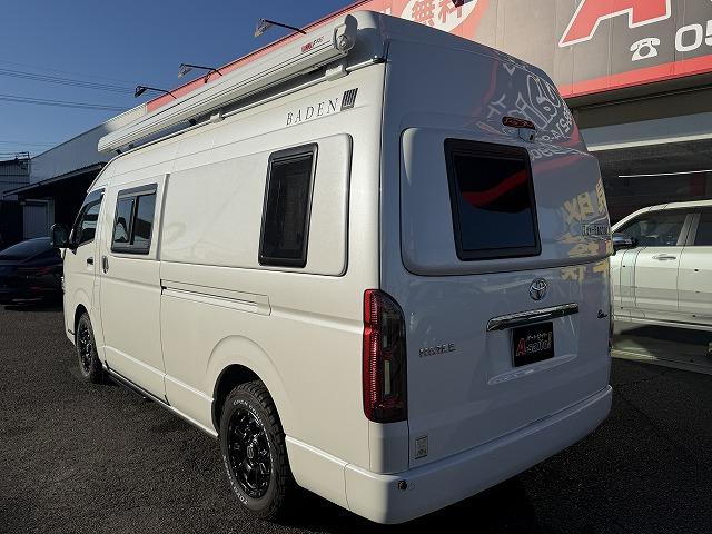 ハイエースバン 　トイファクトリー製バーデングランデ／カーサホームブラックエディション／ディーゼル／４ＷＤ／リチウム１５０Ａ／ダイキンエアコン／ソーラー／ＦＦヒーター／冷蔵庫／ＪＡＯＳアルミ／強化足回り／クルコン（43枚目）