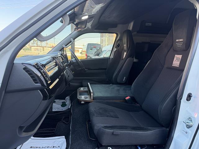 ハイエースバン 　トイファクトリー製バーデングランデ／カーサホームブラックエディション／ディーゼル／４ＷＤ／リチウム１５０Ａ／ダイキンエアコン／ソーラー／ＦＦヒーター／冷蔵庫／ＪＡＯＳアルミ／強化足回り／クルコン（49枚目）