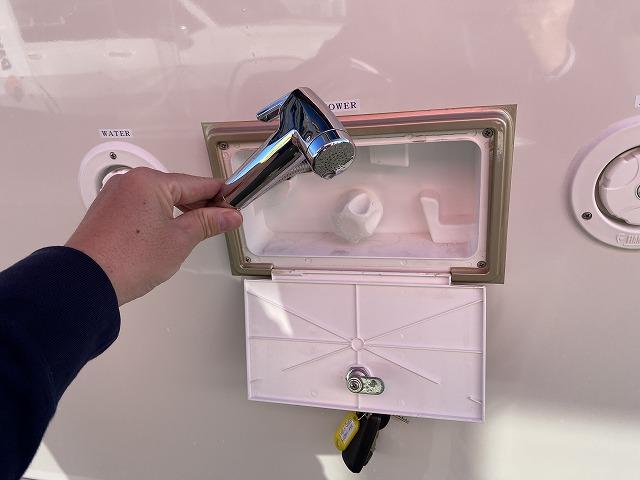 ハイゼットトラック 　ＪＰスターＨＡＰＰＹ１＋／４ＷＤ／ワンオーナー車／１２Ｖエアコン／冷蔵庫／リチウムＢＴ４００ＡＨ／電子レンジ／前後スタビライザー／強化ショック＆リーフ／ＪＰオプションＡＷ／ＦＦヒーター／ソーラーパネル（19枚目）