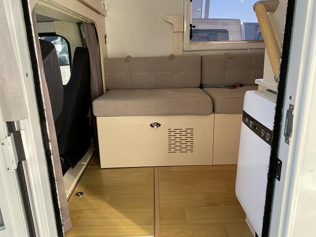 ハイゼットトラック 　ＪＰスターＨＡＰＰＹ１＋／４ＷＤ／ワンオーナー車／１２Ｖエアコン／冷蔵庫／リチウムＢＴ４００ＡＨ／電子レンジ／前後スタビライザー／強化ショック＆リーフ／ＪＰオプションＡＷ／ＦＦヒーター／ソーラーパネル（31枚目）