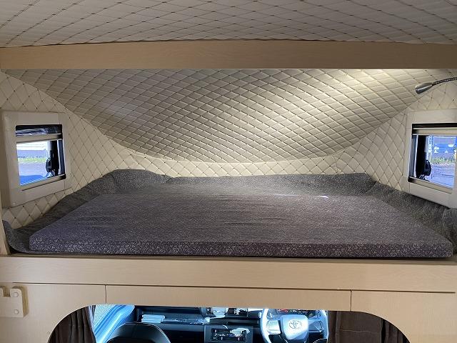 ハイゼットトラック 　ＪＰスターＨＡＰＰＹ１＋／４ＷＤ／ワンオーナー車／１２Ｖエアコン／冷蔵庫／リチウムＢＴ４００ＡＨ／電子レンジ／前後スタビライザー／強化ショック＆リーフ／ＪＰオプションＡＷ／ＦＦヒーター／ソーラーパネル（43枚目）