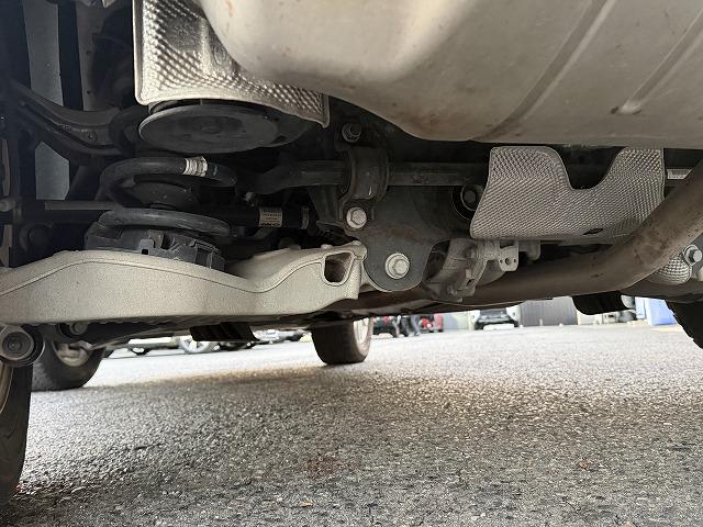 ディフェンダー 110S P300 純正ナビ/19インチAW/360°カメラ/LEDヘッドライト/AppleCarPlay/ドラレコ(12枚目)