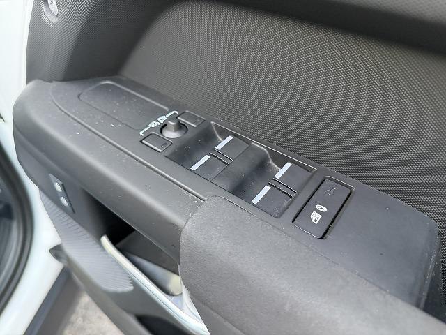 ディフェンダー 110S P300 純正ナビ/19インチAW/360°カメラ/LEDヘッドライト/AppleCarPlay/ドラレコ(23枚目)