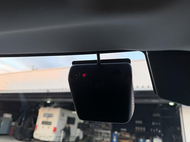 ディフェンダー 110S P300 純正ナビ/19インチAW/360°カメラ/LEDヘッドライト/AppleCarPlay/ドラレコ(37枚目)