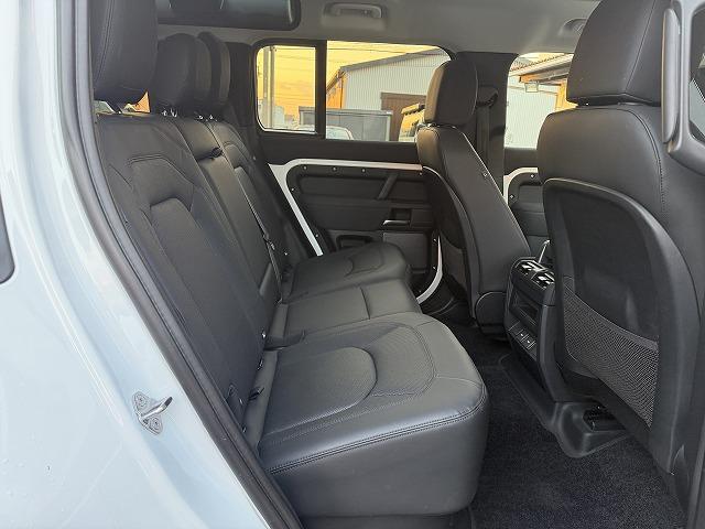 ディフェンダー 110S P300 純正ナビ/19インチAW/360°カメラ/LEDヘッドライト/AppleCarPlay/ドラレコ(41枚目)