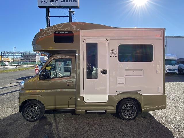 アトレー 　ＪＰスターＨＡＰＰＹ１ターボ／新車／４ＷＤ／ルームエアコン／リチウムＢＴ４００Ａｈ／１７５Ｗソーラーパネル／ベバストＦＦヒーター／２２Ｌ冷蔵庫／電動サイドオーニング／ＪＰスターワイドＡＷ／ＭＡＸＦＡＮ（11枚目）