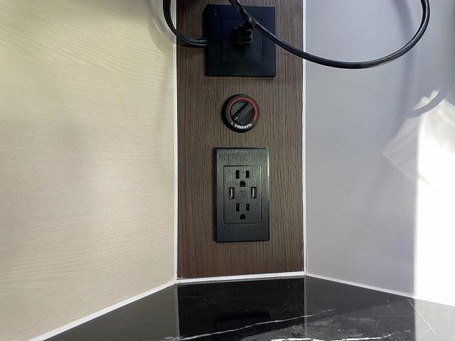 アトレー 　ＪＰスターＨＡＰＰＹ１ターボ／新車／４ＷＤ／ルームエアコン／リチウムＢＴ４００Ａｈ／１７５Ｗソーラーパネル／ベバストＦＦヒーター／２２Ｌ冷蔵庫／電動サイドオーニング／ＪＰスターワイドＡＷ／ＭＡＸＦＡＮ（46枚目）