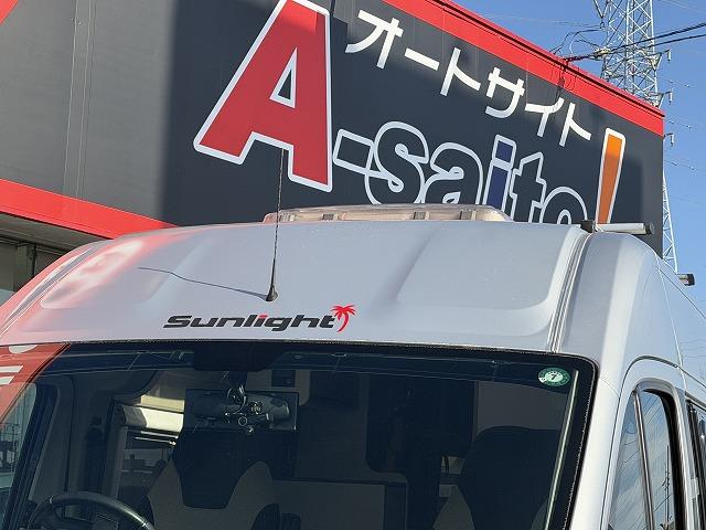 デュカト サンライト製クリフ540/インデルビー12Vルーフエアコン/1500Wインバーター/トルマヒーター・ボイラー/DC冷蔵庫/シンク/コンロ/トイレ/シャワー(4枚目)