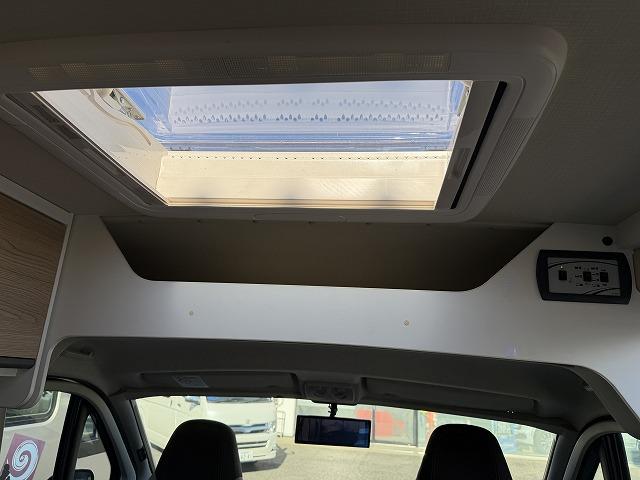 デュカト サンライト製クリフ540/インデルビー12Vルーフエアコン/1500Wインバーター/トルマヒーター・ボイラー/DC冷蔵庫/シンク/コンロ/トイレ/シャワー(24枚目)