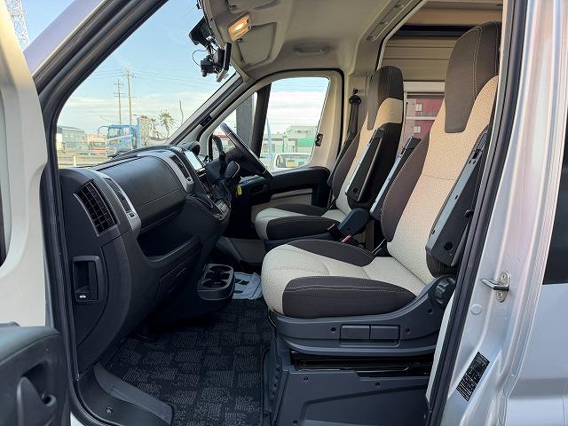 デュカト サンライト製クリフ540/インデルビー12Vルーフエアコン/1500Wインバーター/トルマヒーター・ボイラー/DC冷蔵庫/シンク/コンロ/トイレ/シャワー(52枚目)