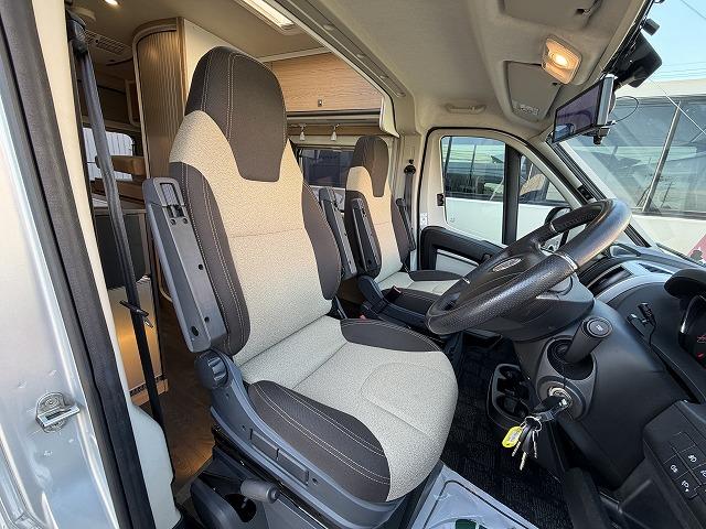 デュカト サンライト製クリフ540/インデルビー12Vルーフエアコン/1500Wインバーター/トルマヒーター・ボイラー/DC冷蔵庫/シンク/コンロ/トイレ/シャワー(59枚目)