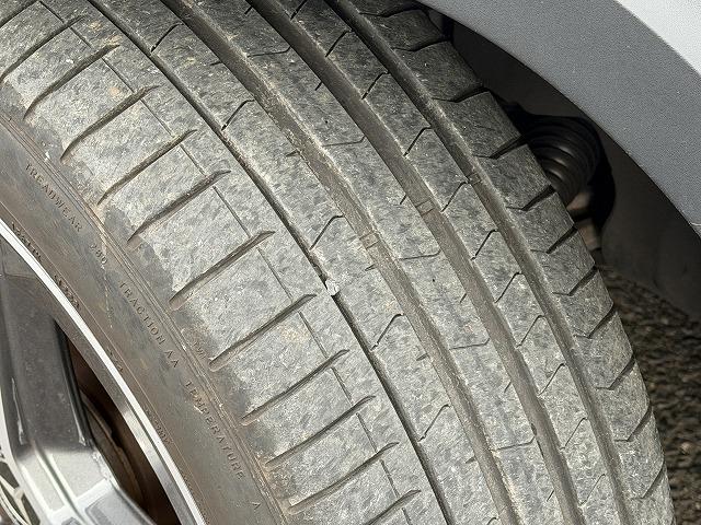 GLB GLB200d 4マチック AMGラインパッケージ パノラミックスライディングルーフ/前後ドラレコ/360度カメラ/レーダーセーフティ/シートヒーター(6枚目)