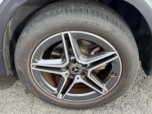 GLB GLB200d 4マチック AMGラインパッケージ パノラミックスライディングルーフ/前後ドラレコ/360度カメラ/レーダーセーフティ/シートヒーター(25枚目)