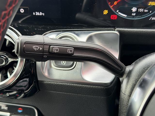 GLB GLB200d 4マチック AMGラインパッケージ パノラミックスライディングルーフ/前後ドラレコ/360度カメラ/レーダーセーフティ/シートヒーター(39枚目)