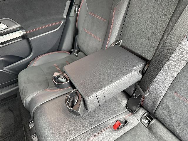 GLB GLB200d 4マチック AMGラインパッケージ パノラミックスライディングルーフ/前後ドラレコ/360度カメラ/レーダーセーフティ/シートヒーター(58枚目)