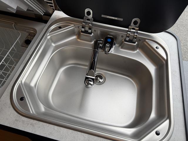 �������̕��́A���d�b�ł̂��������\�ł��I�x�����z�̑��Ɍ��O�o�^��p���K�v�ƂȂ�܂��B