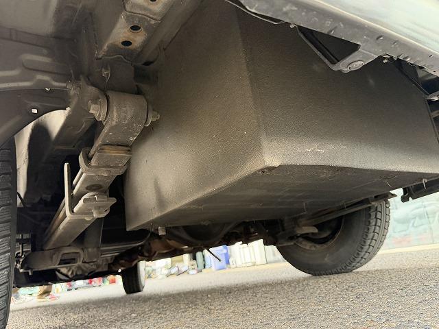 ハイエースバン 　ＯＭＣ製北斗／ディーゼル／４ＷＤ／８ナンバーキャンピング／ＦＦヒーター／マックスファン／シンク／２段ベッド／ナビ／フルセグ／ドライブレコーダー（7枚目）