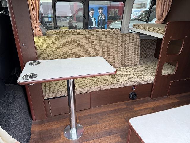 ハイエースバン 　ＯＭＣ製北斗／ディーゼル／４ＷＤ／８ナンバーキャンピング／ＦＦヒーター／マックスファン／シンク／２段ベッド／ナビ／フルセグ／ドライブレコーダー（19枚目）