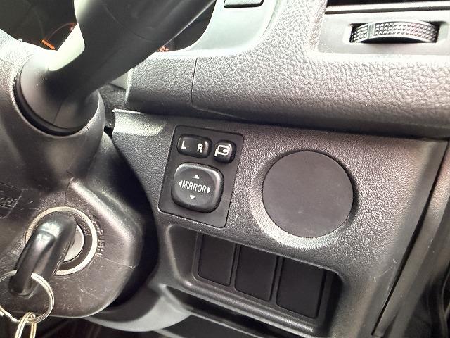 ハイエースバン 　ＯＭＣ製北斗／ディーゼル／４ＷＤ／８ナンバーキャンピング／ＦＦヒーター／マックスファン／シンク／２段ベッド／ナビ／フルセグ／ドライブレコーダー（44枚目）