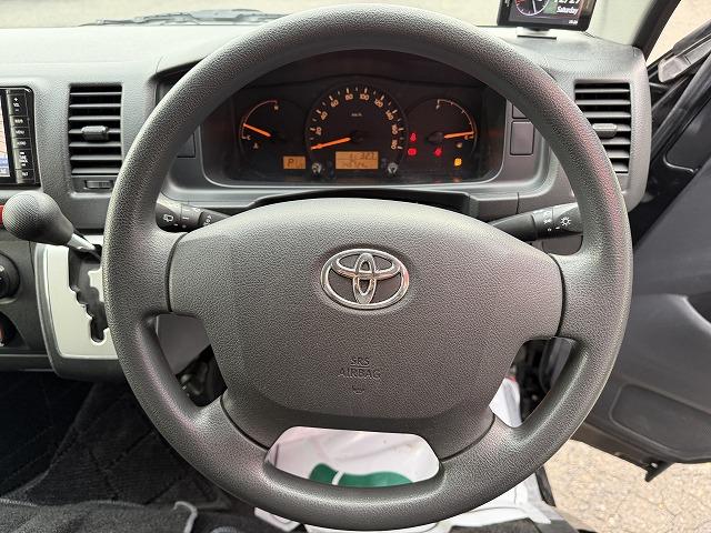 ハイエースバン 　ＯＭＣ製北斗／ディーゼル／４ＷＤ／８ナンバーキャンピング／ＦＦヒーター／マックスファン／シンク／２段ベッド／ナビ／フルセグ／ドライブレコーダー（45枚目）