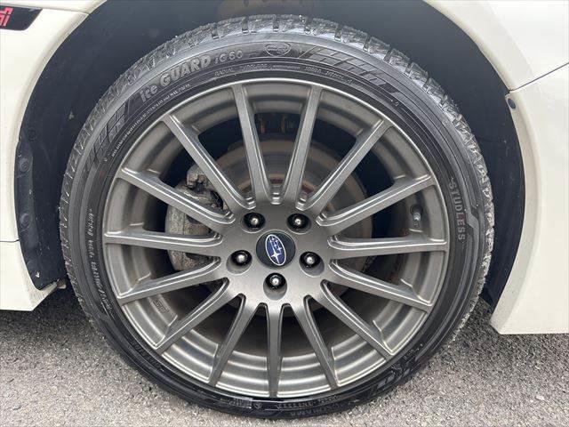 ＷＲＸ Ｓ４ ＳＴＩスポーツアイサイト　サンルーフ　Ｂｌｕｅｔｏｏｔｈ　シートヒーター　パドルシフト　オートマチックハイビーム　パワーパーキングブレーキ　衝突軽減ブレーキ　純正ＳＤナビ　レーダークルーズコントロール　フルセグＴＶ（26枚目）