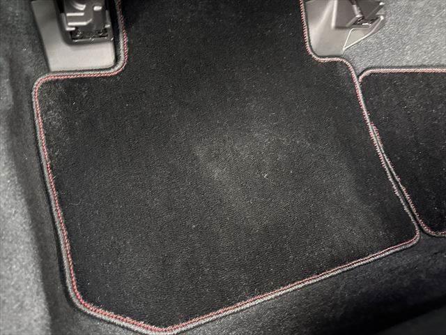 ＷＲＸ Ｓ４ ＳＴＩスポーツアイサイト　禁煙車　ＳＴＩエアロ　アイサイト　純正ＳＤナビ　レーダークルーズコントロール　パワーシート　衝突軽減ブレーキ　Ｂｌｕｅｔｏｏｔｈ　フルセグＴＶ　シートヒーター　ＬＥＤヘッドライト　スマートキー（44枚目）