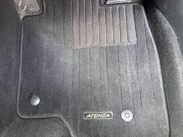 アテンザワゴン ＸＤ　Ｌパッケージ　ケンスタイルエアロ　本革シート　アイアクティブセンス　禁煙車　純正ＳＤナビ　ＢＯＳＥサウンドシステム　レーダークルーズコントロール　シートヒーター　バックカメラ　フルセグ　ブラインドスポットモニター（44枚目）
