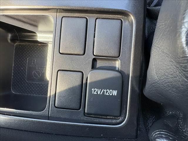 ランドクルーザープラド ＴＸ　４ＷＤ　純正ＳＤナビ　禁煙車　バックカメラ　クルーズコントロール　Ｂｌｕｅｔｏｏｔｈ　フルセグＴＶ　ＥＴＣ　ＬＥＤヘッドライト　ヒルディセントコントロール　スマートキー　純正１７インチアルミホイール（40枚目）