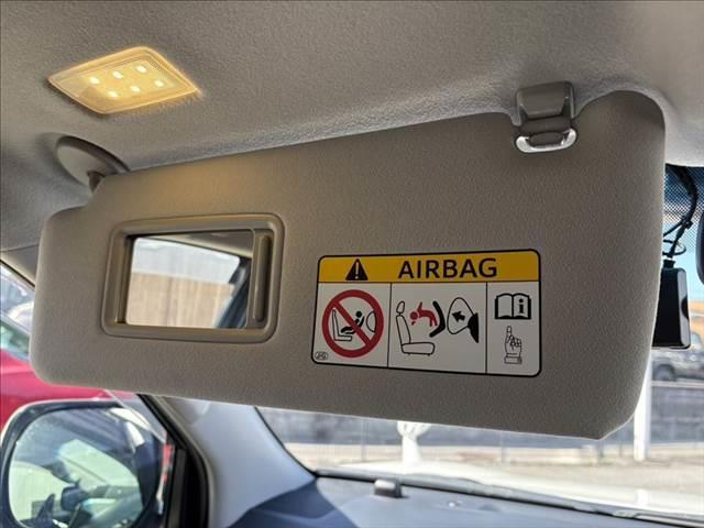 ランドクルーザープラド ＴＸ　４ＷＤ　純正ＳＤナビ　禁煙車　バックカメラ　クルーズコントロール　Ｂｌｕｅｔｏｏｔｈ　フルセグＴＶ　ＥＴＣ　ＬＥＤヘッドライト　ヒルディセントコントロール　スマートキー　純正１７インチアルミホイール（45枚目）