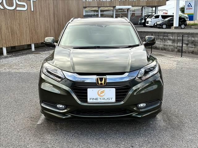 ヴェゼル ハイブリッドＺ　禁煙車　バックカメラ　Ｂｌｕｅｔｏｏｔｈ　地デジＴＶ　ＥＴＣ　ＬＥＤヘッドライト　シートヒーター　ハーフレザーシート　スマートキー　盗難防止装置　オートエアコン　ＳＤナビ　電動格納ミラー（16枚目）
