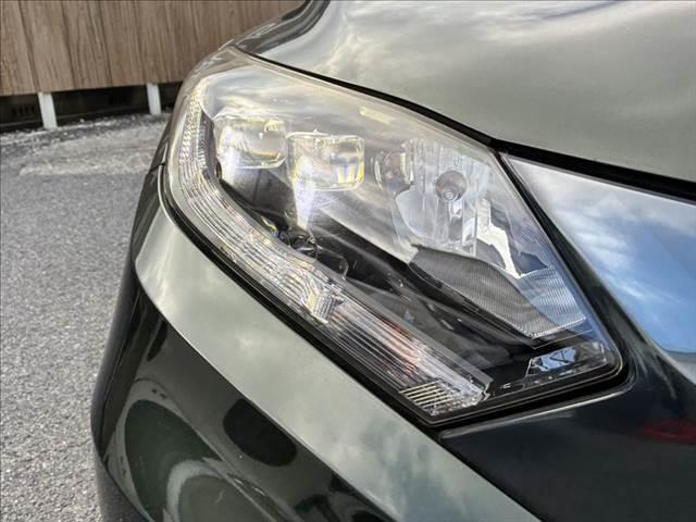 ヴェゼル ハイブリッドＺ　禁煙車　バックカメラ　Ｂｌｕｅｔｏｏｔｈ　地デジＴＶ　ＥＴＣ　ＬＥＤヘッドライト　シートヒーター　ハーフレザーシート　スマートキー　盗難防止装置　オートエアコン　ＳＤナビ　電動格納ミラー（32枚目）