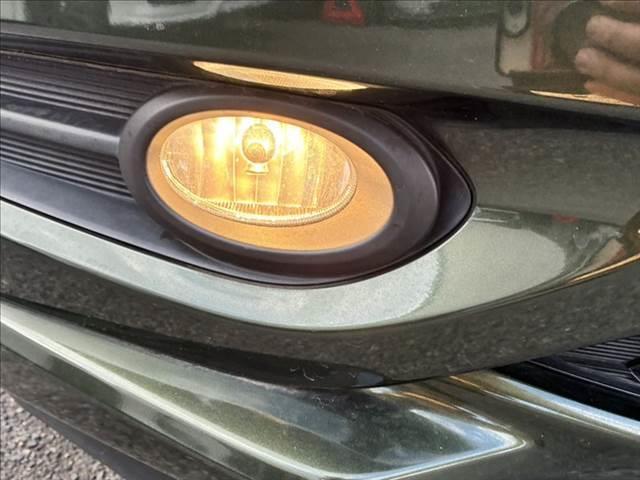 ヴェゼル ハイブリッドＺ　禁煙車　バックカメラ　Ｂｌｕｅｔｏｏｔｈ　地デジＴＶ　ＥＴＣ　ＬＥＤヘッドライト　シートヒーター　ハーフレザーシート　スマートキー　盗難防止装置　オートエアコン　ＳＤナビ　電動格納ミラー（33枚目）
