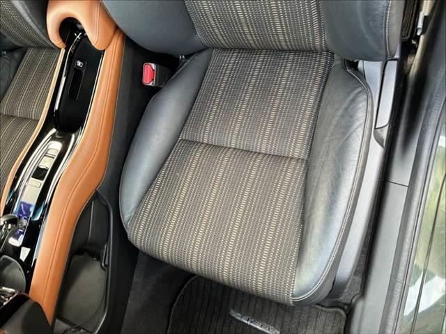 ヴェゼル ハイブリッドＺ　禁煙車　バックカメラ　Ｂｌｕｅｔｏｏｔｈ　地デジＴＶ　ＥＴＣ　ＬＥＤヘッドライト　シートヒーター　ハーフレザーシート　スマートキー　盗難防止装置　オートエアコン　ＳＤナビ　電動格納ミラー（60枚目）