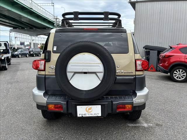 FJクルーザー オフロードパッケージ 4WD 純正ルーフキャリア A-TRAC 純正SDナビ ブルートゥース フルセグTV ETC キーレス クリアランスソナー 17インチアルミホイール パワーウィンドウ パワーステアリング(20枚目)