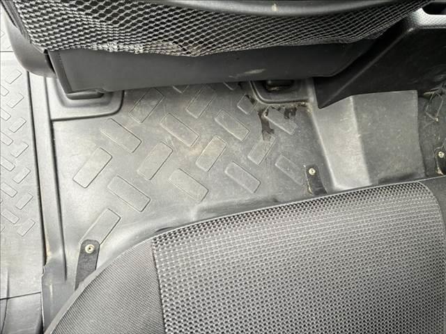 FJクルーザー オフロードパッケージ 4WD 純正ルーフキャリア A-TRAC 純正SDナビ ブルートゥース フルセグTV ETC キーレス クリアランスソナー 17インチアルミホイール パワーウィンドウ パワーステアリング(48枚目)