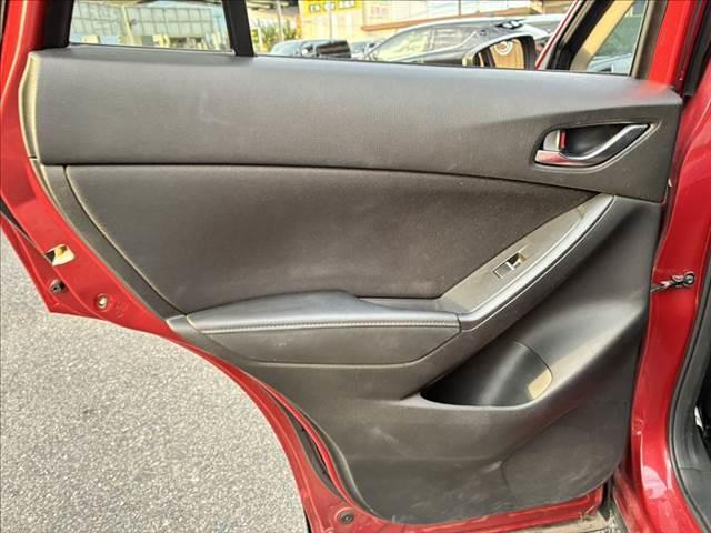 ＣＸ－５ ＸＤ　プロアクティブ　アイアクティブセンス　純正ＳＤナビ　サイドカメラ　バックカメラ　レーダークルーズコントロール　フルセグＴＶ　Ｂｌｕｅｔｏｏｔｈ　ＥＴＣ　スマートキー　ＬＥＤヘッドライト　ブラインドスポットモニター（61枚目）