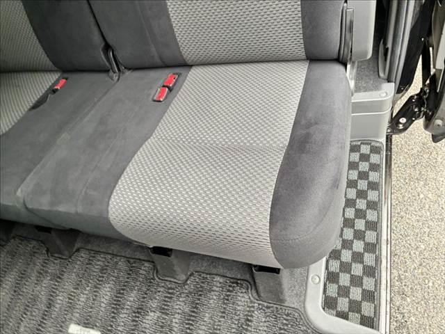 ＮＶ３５０キャラバンバン ロングプレミアムＧＸ　バックカメラ　ブルートゥース　スマートキー　ＥＴＣ　ディスチャージヘッドライト　ＣＤプレイヤー　ＤＶＤプレイヤー　盗難防止装置　リヤヒーター　リヤクーラー　パワステ　パワーウィンドウ　両側スライドドア（57枚目）
