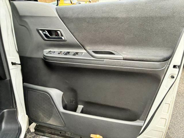 ヴェルファイア 2.4Z 純正SDナビ バックカメラ Bluetooth フルセグTV ETC フリップダウンモニター スマートキー HIDヘッドライト パワースライドドア クリアランスソナー オートエアコン(54枚目)