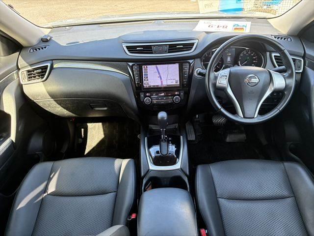 エクストレイル ２０Ｘ　ハイブリッド　エマージェンシーブレーキＰ　４ＷＤ　禁煙車　純正ＳＤナビ　バックカメラ　Ｂｌｕｅｔｏｏｔｈ　フルセグＴＶ　シートヒーター　オートエアコン　ルーフレール　ＥＴＣ　純正１７インチアルミホイール　スマートキー　電動格納ミラー（3枚目）