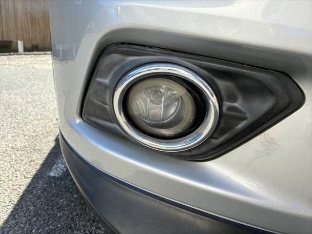 エクストレイル ２０Ｘ　ハイブリッド　エマージェンシーブレーキＰ　４ＷＤ　禁煙車　純正ＳＤナビ　バックカメラ　Ｂｌｕｅｔｏｏｔｈ　フルセグＴＶ　シートヒーター　オートエアコン　ルーフレール　ＥＴＣ　純正１７インチアルミホイール　スマートキー　電動格納ミラー（26枚目）